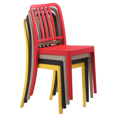 comprar Silla de comedor de plástico de resina de PP para banquetes y exteriores Fabricación en línea