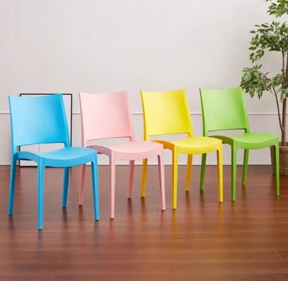 comprar Sillones de comedor al aire libre apilables Muebles para el hogar de plástico de PP Colores personalizados N.W. 4.5KGS G.W. 21KGS Para el hogar diseño simple Fabricación en línea