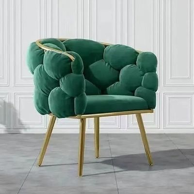 comprar Sillones de comedor tapizados verdes personalizados Piernas metálicas Tejido de terciopelo Sillón de comedor Fabricación en línea