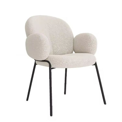 comprar Confortable silla de comedor tapizada de lana de cordero bucle silla de acento tapizada blanca Fabricación en línea