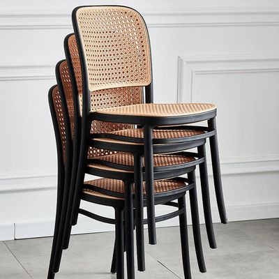 comprar Silla de comedor de espalda alta de estilo francés en plástico asiento de ratán negro Fabricación en línea