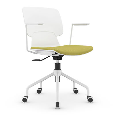 Silla giratoria de conferencias de plástico con ruedas
